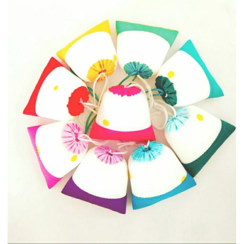 เซ็ตการบูรหอม Camphor air freshener แบบแขวน ขนาด 50 กรัม กลิ่นสมุนไพรพื้นบ้าน